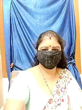 Snapshot of sushma26 chatting on September 30, 6:46 pm sushma26 online show from September 30, 6:46 pm