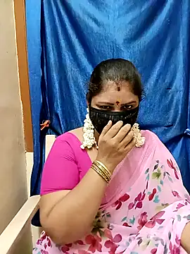 Snapshot of sushma26 chatting on October 4, 9:52 pm sushma26 online show from October 4, 9:52 pm