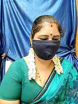 Snapshot of sushma26 chatting on September 22, 10:03 am sushma26 online show from September 22, 10:03 am