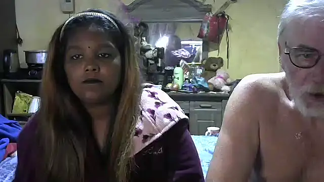 Snapshot of crazyloverstasmike chatting on October 15, 7:16 pm crazyloverstasmike online show from October 15, 7:16 pm