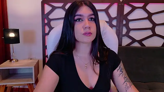 kloe bella online show from February 10, 1:03 pm