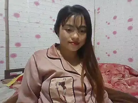 Lee coope online show from February 12, 9:00 am