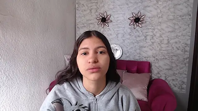 Evagirl69 online show from June 25, 12:18 pm