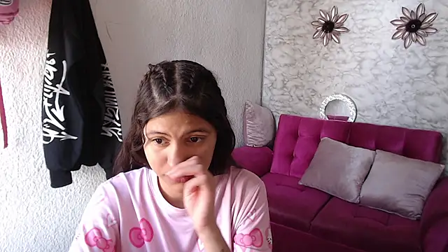 Evagirl69 online show from April 30, 6:35 pm