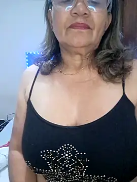 Vickysweeeettt online show from June 9, 1:38 am