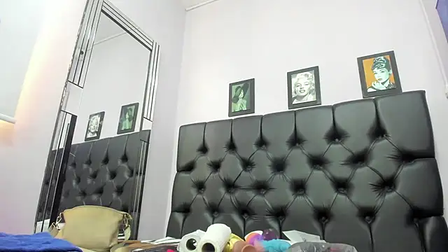 Adrianasex 69x online show from November 19, 5:13 pm