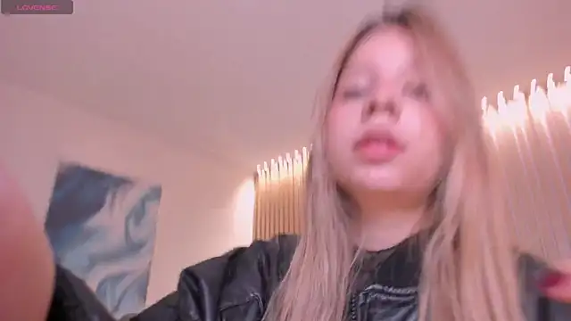 TiffannySins online show from July 10, 5:19 am