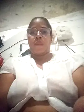 Big ass submissive online show from November 13, 12:26 pm