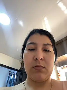 evelyn 1702 online show from July 14, 7:40 pm