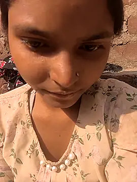 Antique-stickchart-couple online show from November 10, 6:19 am