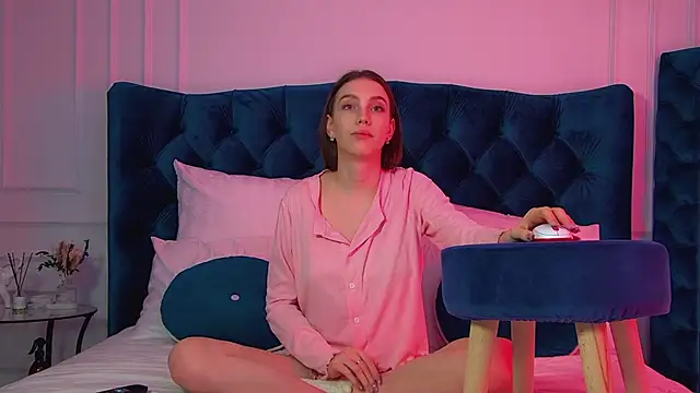 VeronicaVances online show from February 27, 6:52 pm