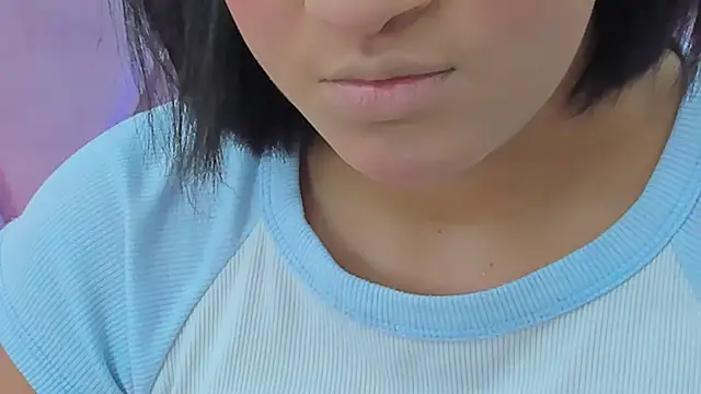 Snapshot of MaskedGirl_ chatting on September 11, 11:54 am MaskedGirl online show from September 11, 11:54 am
