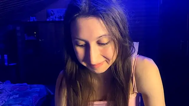 Snapshot of Shyselly chatting on September 17, 8:07 pm Shyselly online show from September 17, 8:07 pm