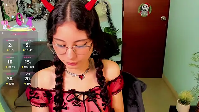 Krysten Riter online show from December 19, 3:04 pm