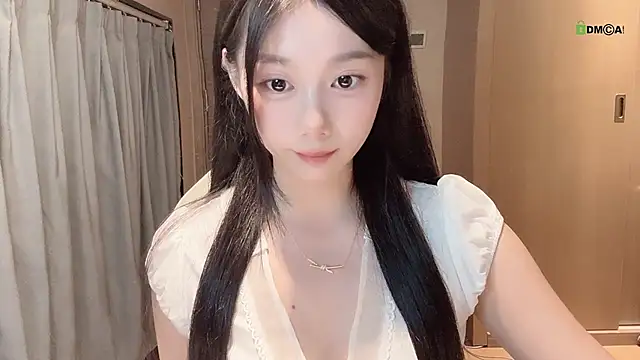 Makinghappymyself  online show from November 3, 12:31 pm