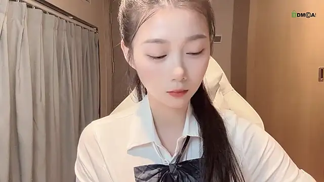 Makinghappymyself  online show from November 2, 7:01 am