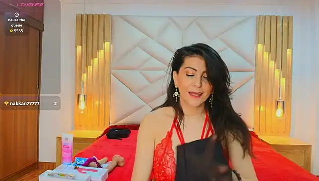 allie pearl online show from October 22, 11:59 am