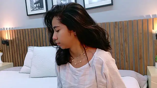 luna roja25 online show from January 19, 1:18 pm