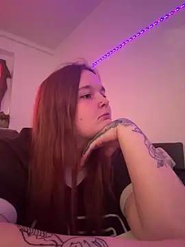 hornyticck online show from May 21, 6:06 pm