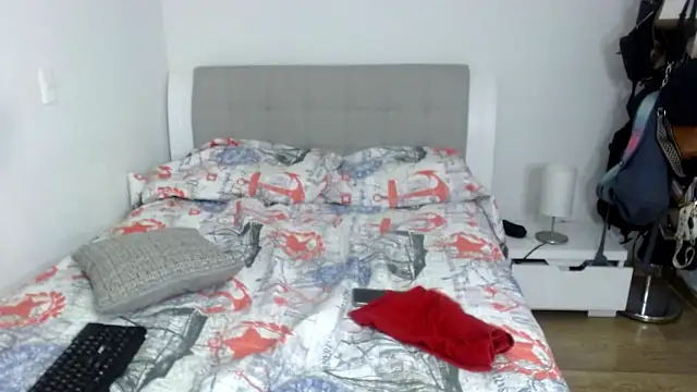 sophie lopez1 online show from February 4, 1:30 am