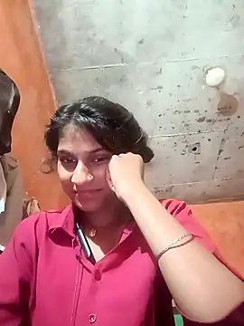 Snapshot of Jyoti_thakurr chatting on September 18, 4:05 pm Jyoti thakurr online show from September 18, 4:05 pm