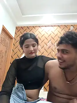 romantic couple1 online show from March 25, 1:55 am