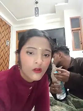 romantic couple1 online show from February 3, 12:54 am