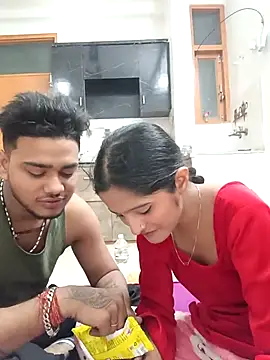 romantic couple1 online show from December 14, 12:38 am