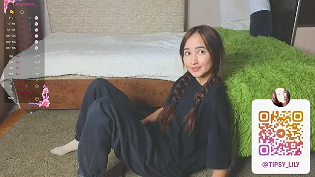SakuraVelvet online show from August 6, 3:46 am