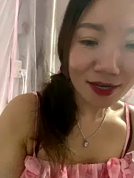 Pyy07 online show from December 14, 1:39 pm