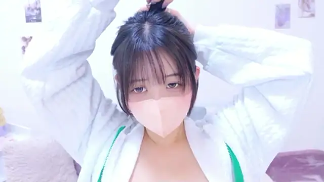 Hinata Sun online show from July 25, 9:55 pm