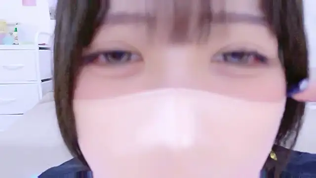 Hinata Sun online show from June 12, 1:08 pm