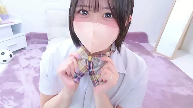 Hinata Sun online show from July 13, 1:23 pm