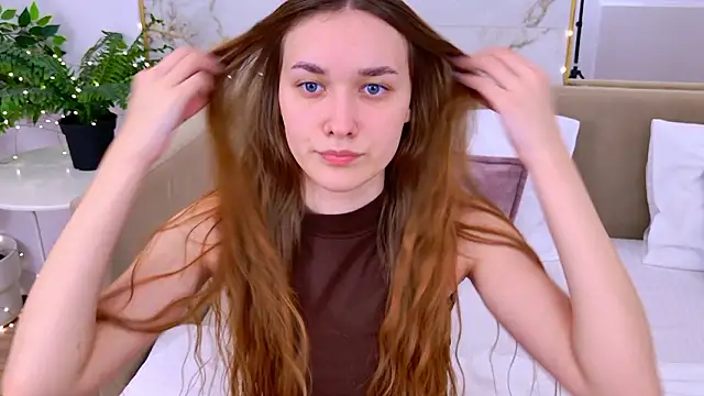 AmadaReine online show from January 31, 7:11 pm