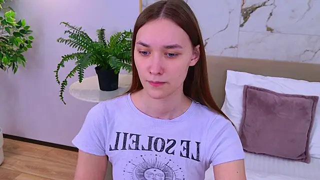 AmadaReine online show from November 30, 7:29 pm