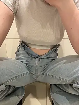 Cumonmme online show from December 20, 9:08 pm