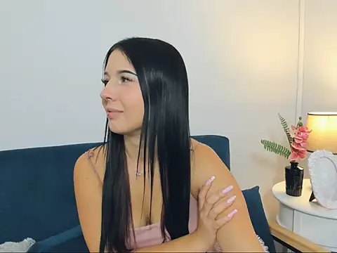 Snapshot of TaliaAdorable chatting on October 14, 1:35 pm TaliaAdorable online show from October 14, 1:35 pm