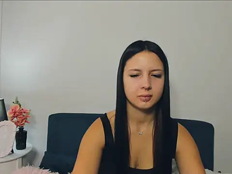 Snapshot of TaliaAdorable chatting on October 3, 6:18 am TaliaAdorable online show from October 3, 6:18 am