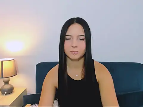 Snapshot of TaliaAdorable chatting on October 18, 8:28 am TaliaAdorable online show from October 18, 8:28 am