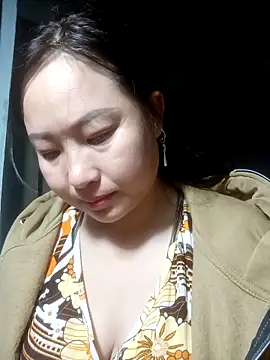 suki-lady online show from November 15, 1:06 am