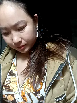 suki-lady online show from November 7, 2:17 am