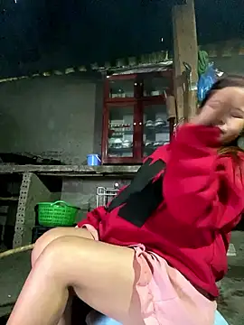 O o UwU o O online show from January 8, 3:21 am