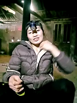 ngan-cute online show from February 3, 7:13 am