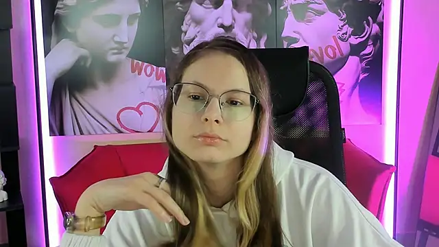 Snapshot of Carrie_Rose chatting on September 9, 4:23 am Carrie Rose online show from September 9, 4:23 am