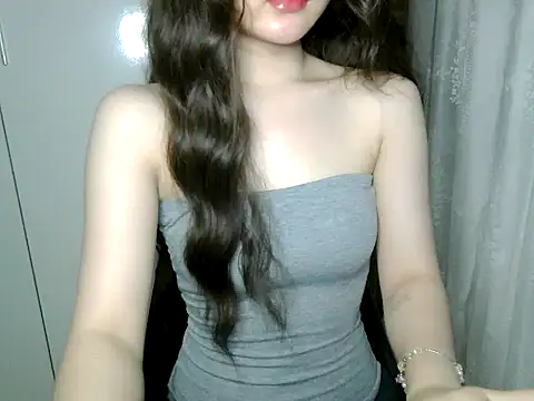 Annabelle-e online show from July 28, 4:39 pm