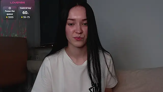 Veliora online show from October 29, 4:09 pm