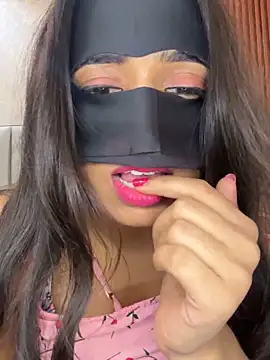 DesiSexyMonika online show from May 3, 8:01 pm