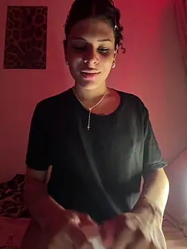 luluzinhax online show from June 17, 2:57 am