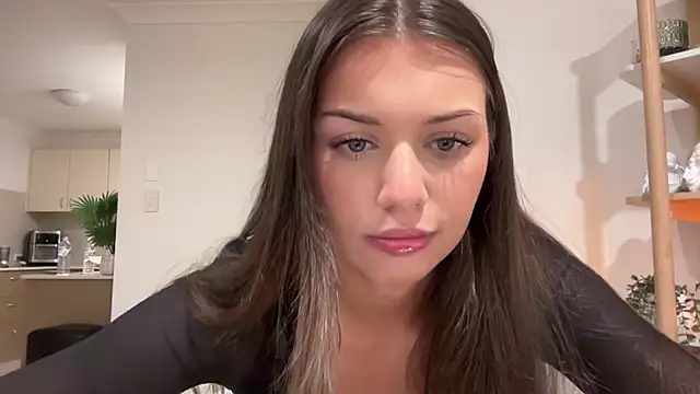 cassiess1 online show from September 18, 11:58 pm