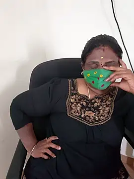 Snapshot of Tamil_Kavitha10 chatting on September 13, 9:17 am Tamil Kavitha10 online show from September 13, 9:17 am